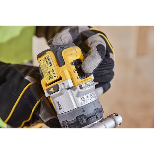 20V MAX XR 1/2 Inch Brushless Cordless Hammer Drill Kit with 8AH Battery and Charger, 3 Speed (DCD1007WW1)