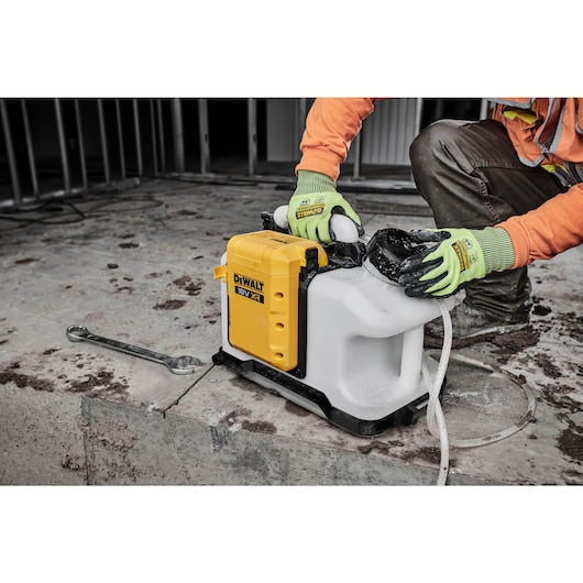 18V XR Water Tank