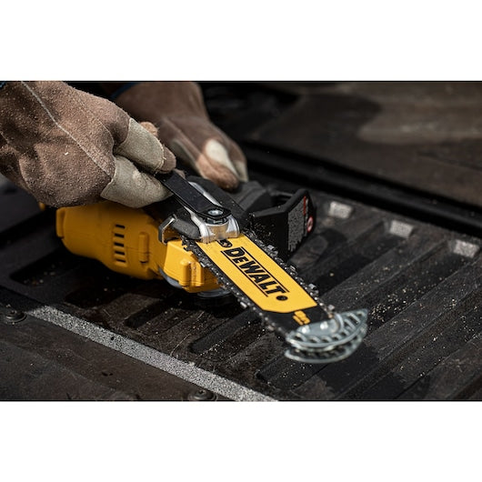 18V XR Pruning Saw – Kit with 1 x 5.0Ah Battery