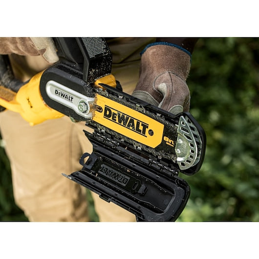 18V XR Pruning Saw – Kit with 1 x 5.0Ah Battery