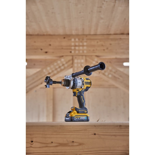 20V MAX XR 1/2 Inch Brushless Cordless Hammer Drill Kit with 8AH Battery and Charger, 3 Speed (DCD1007WW1)