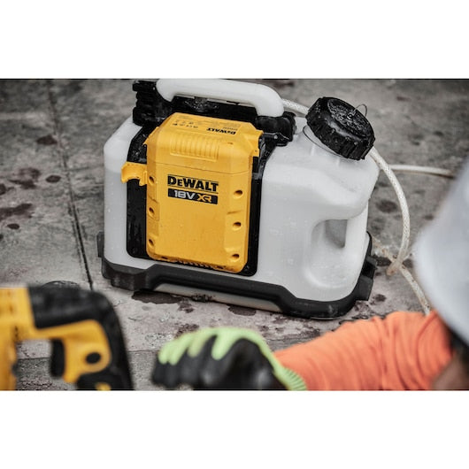 18V XR Water Tank