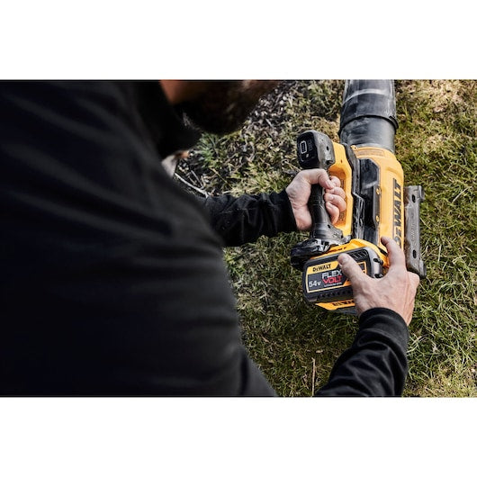 54V XR FLEXVOLT Axial Blower