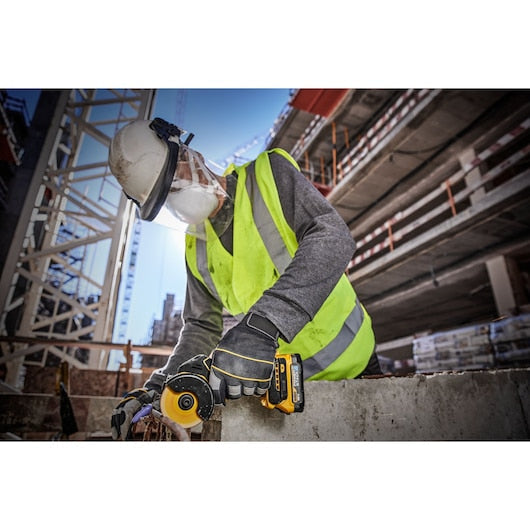 18V XR Brushless 76mm Cut-Off Tool – 1 x POWERSTACK™ Battery