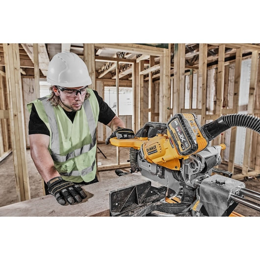 54V XR FLEXVOLT 305mm Mitre Saw